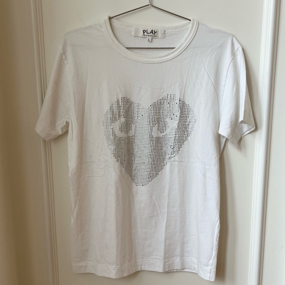 Comme des Garçons PLAY White Heart Face Studded Rhinestone T-Shirt Size Large